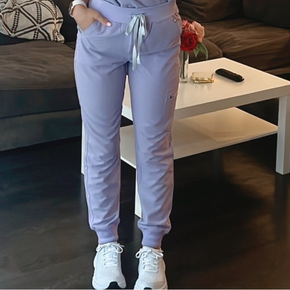 Figs high waisted Zamora joggers Ladender Dew - Picture 4 of 5